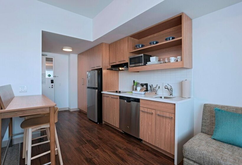 Студия Стандарт Двуспальная Кровать, Element Palmdale