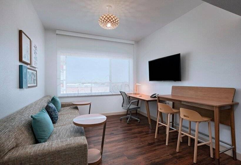 Студия Стандарт Двуспальная Кровать, Element Palmdale