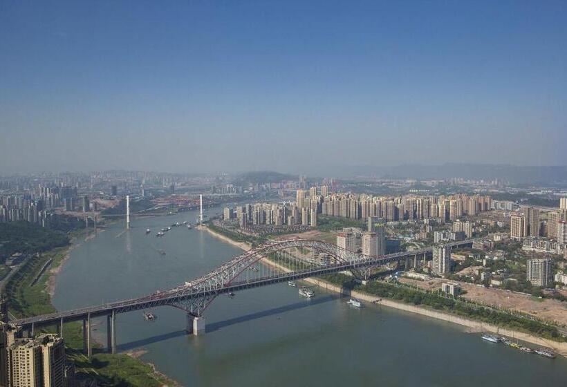 سوییت, Niccolo Chongqing