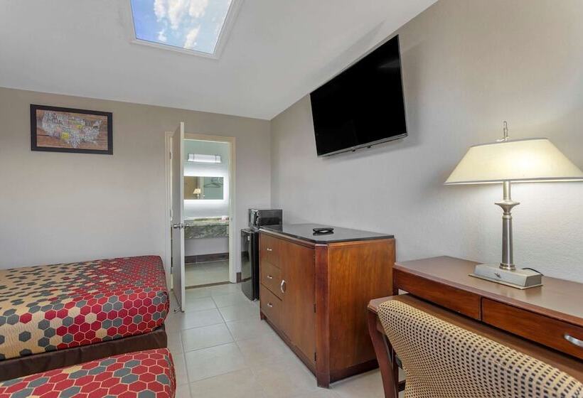 Standaardkamer met 2 Tweepersoonsbedden, Econo Lodge