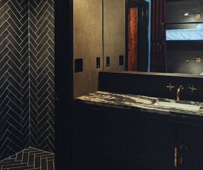 Кровать в Общей Комнате, Native Hostel Austin