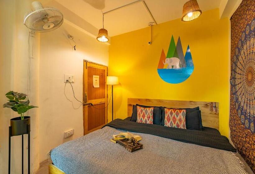 스탠다드 룸, Nomads Hostel