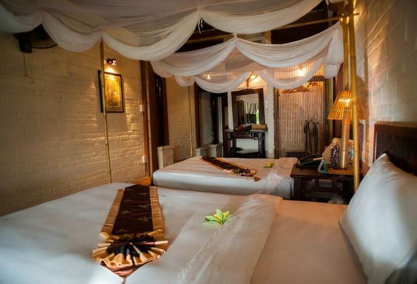 اتاق لوکس با چشم‌انداز باغ, Van Chai Resort