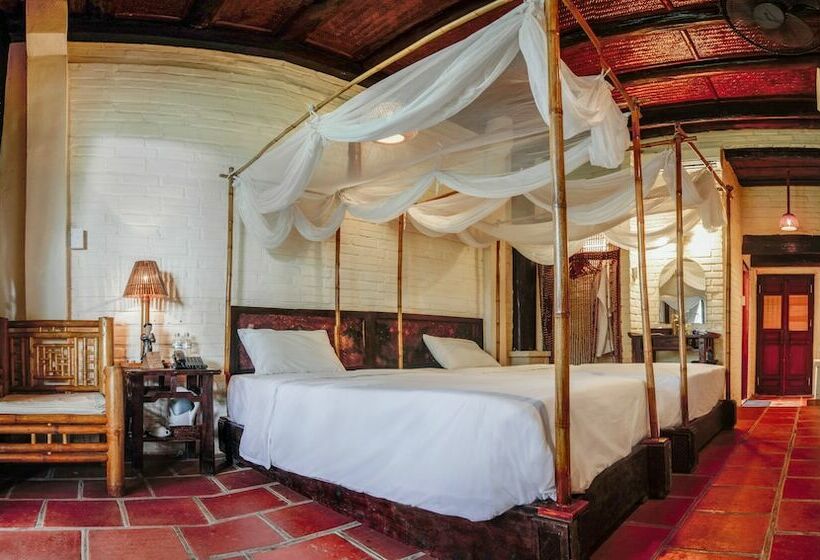 اتاق لوکس با چشم‌انداز باغ, Van Chai Resort