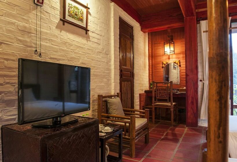 اتاق لوکس با چشم‌انداز باغ, Van Chai Resort