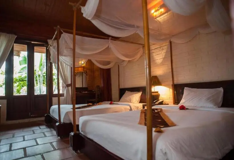 اتاق سوپریور با چشم‌انداز باغ, Van Chai Resort