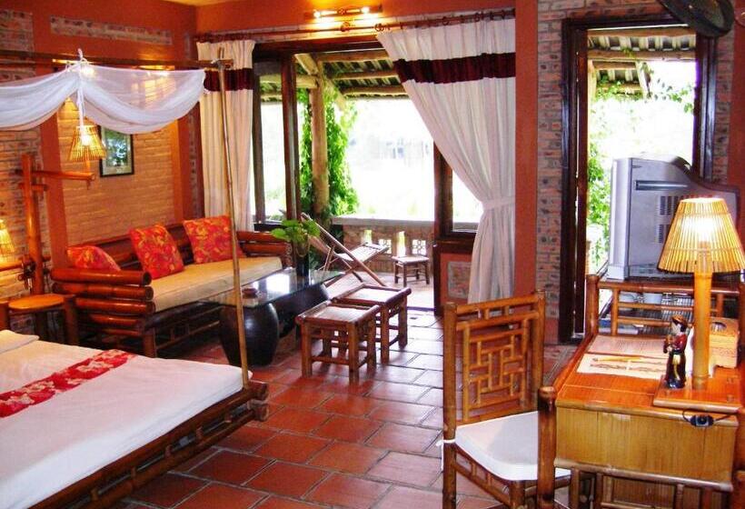 اتاق سوپریور با چشم‌انداز دریا, Van Chai Resort