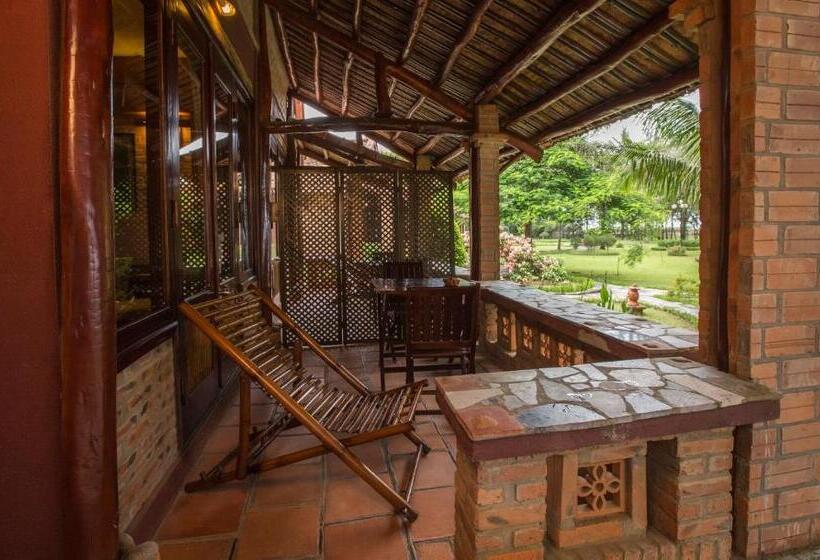 اتاق سوپریور با چشم‌انداز دریا, Van Chai Resort