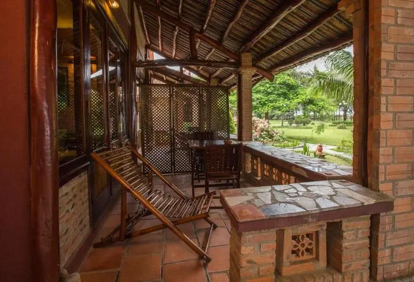 اتاق سوپریور با چشم‌انداز دریا, Van Chai Resort