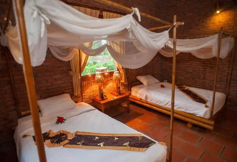اتاق خانواده اجرایی, Van Chai Resort
