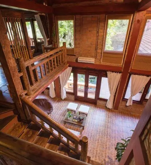 ویلای 2 خوابه, Van Chai Resort