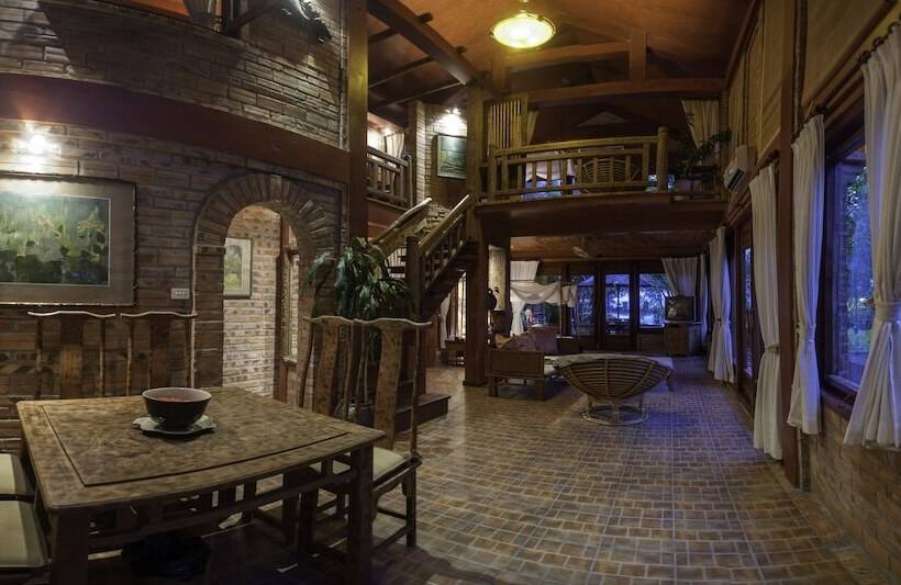 ویلای 1 خوابه, Van Chai Resort