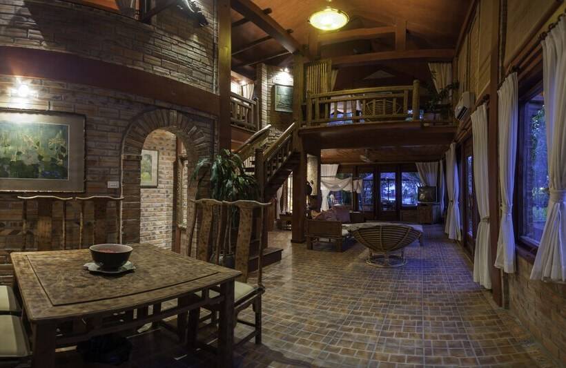 ویلای 1 خوابه, Van Chai Resort