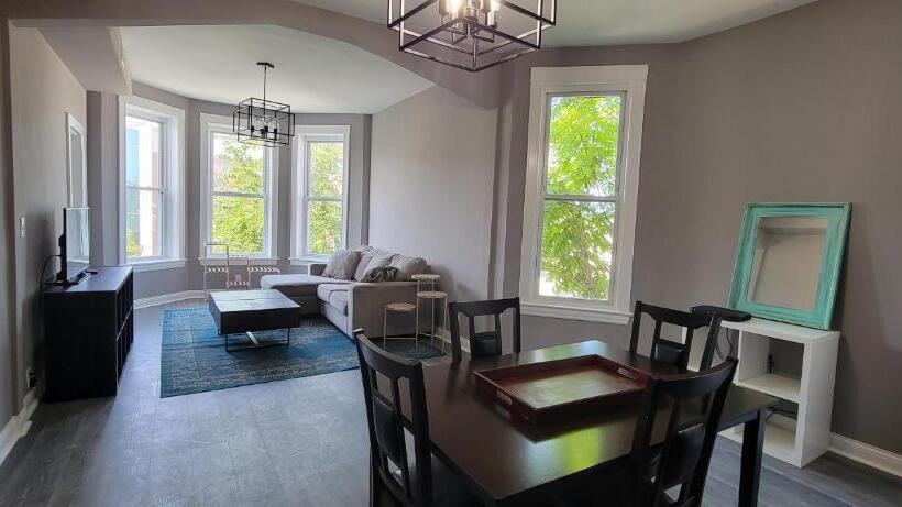 ３ベッドルームのデラックスアパートメント, Chicago Avenue Inn