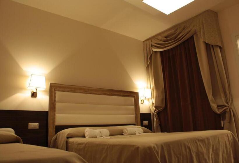 이그제큐티브 트리플, Donatella Pinarella