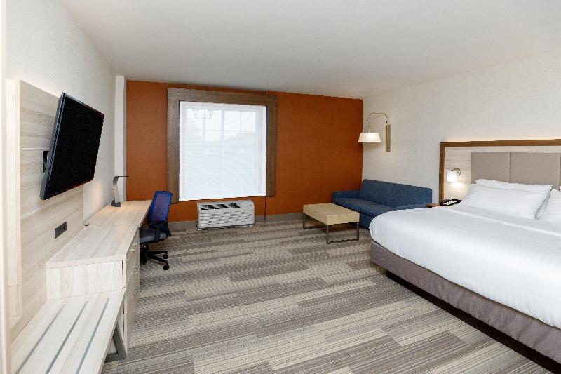 스위트 킹사이즈 침대, Holiday Inn Express & Suites   Sturbridge, An Ihg