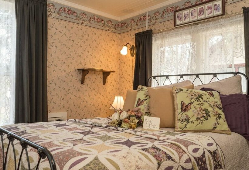 Номер Стандарт, Julian Gold Rush