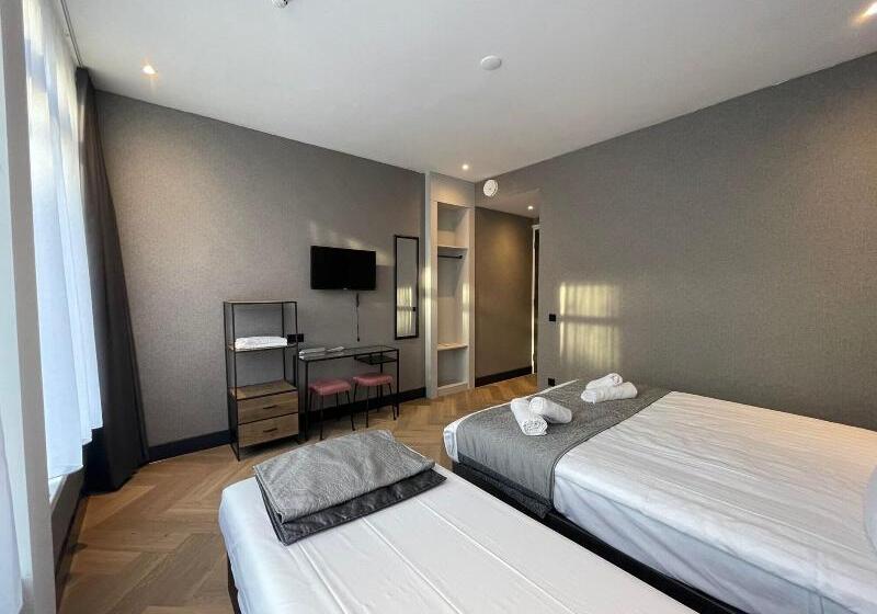 Семейный Номер, Myko Hotel Makassar