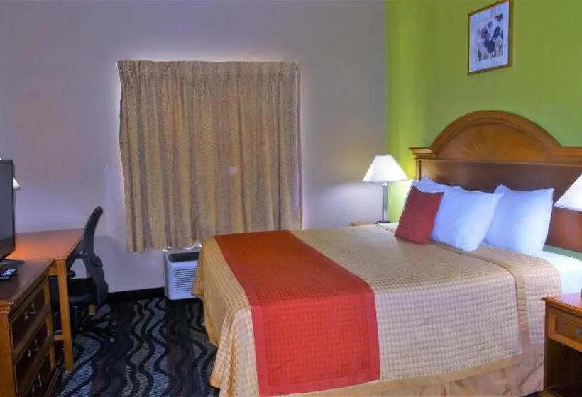身障者適用キングサイズベッドルーム, Oak Tree Inn & Suites