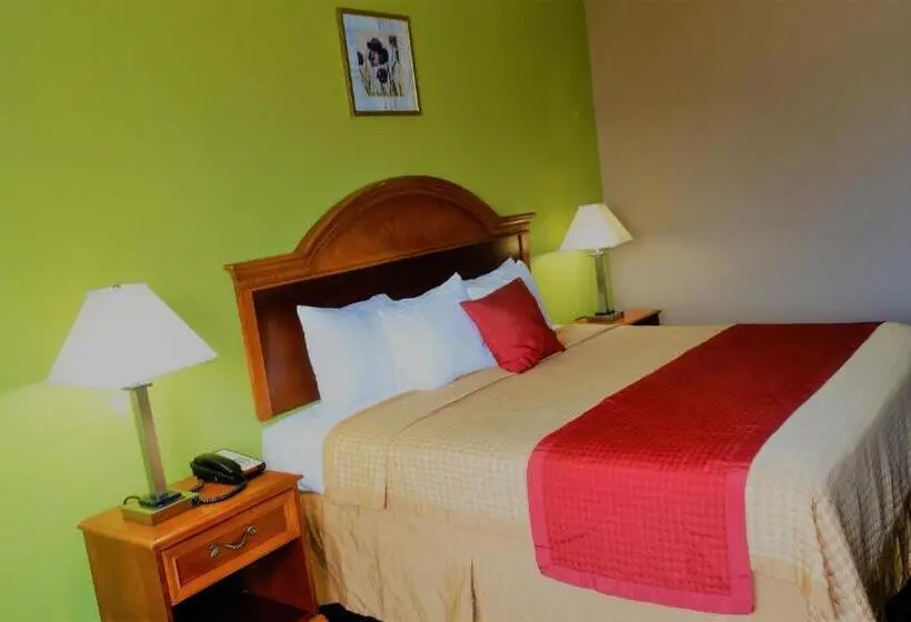 身障者適用キングサイズベッドルーム, Oak Tree Inn & Suites