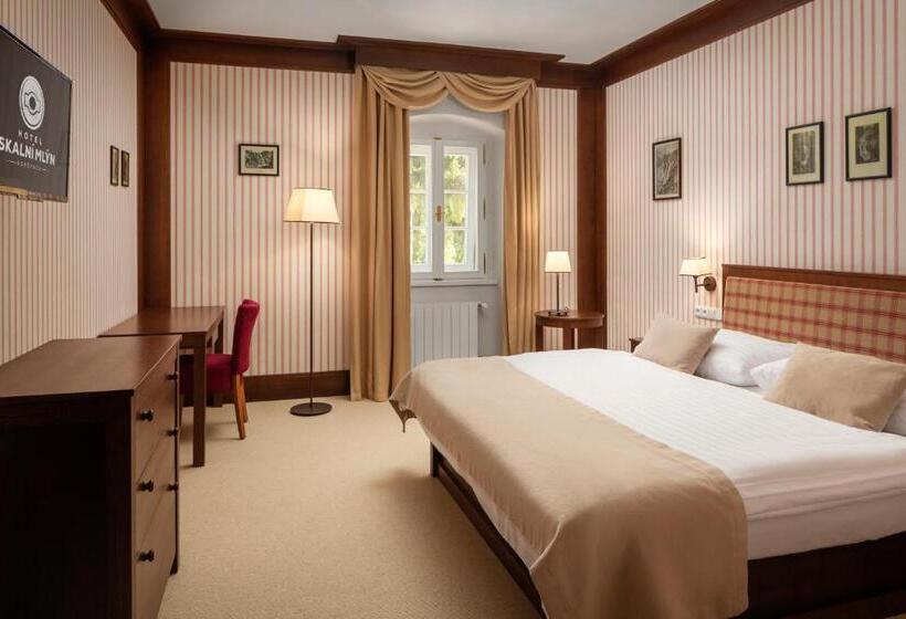 חדר דחוקס עם מיטת קינג, Skalní Mlýn Adršpach