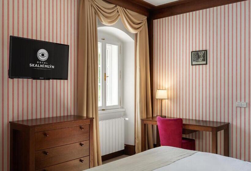 חדר דחוקס עם מיטת קינג, Skalní Mlýn Adršpach