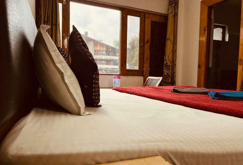 اتاق استاندارد با تخت بزرگ, Solitaire With Best View Of Mountains