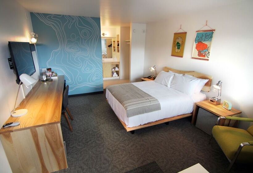 غرفة قياسية فردية, The Oxbow