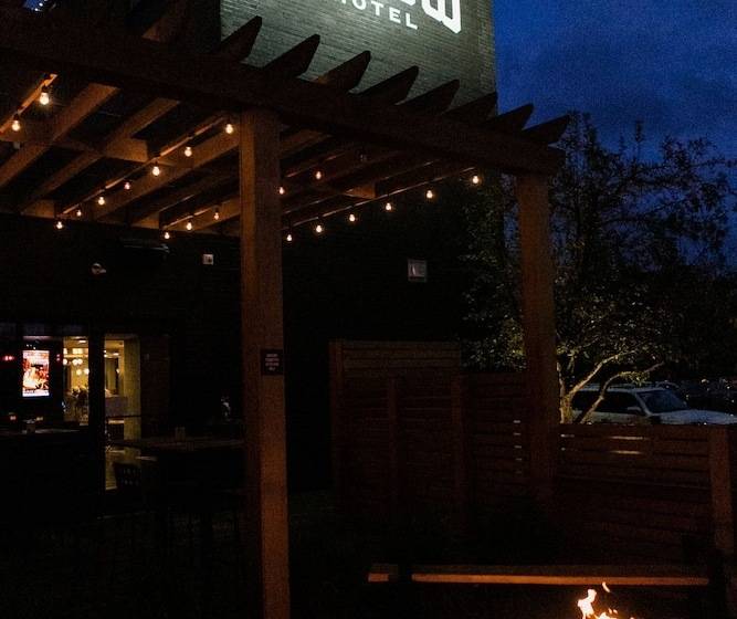 غرفة قياسية فردية, The Oxbow