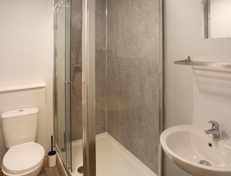 منزل غرفة نوم واحدة, Traquair Arms