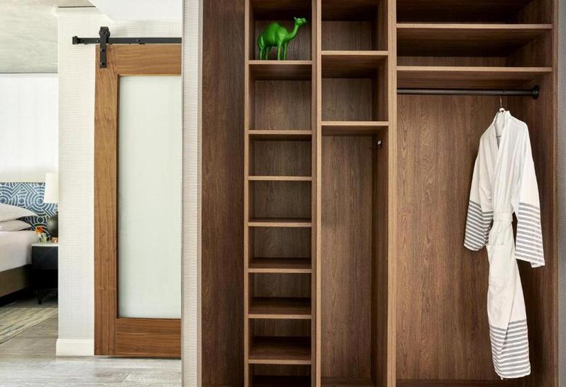 اتاق استاندارد با چشمانداز کوهستان, Kimpton Rowan Palm Springs Hotel, An Ihg