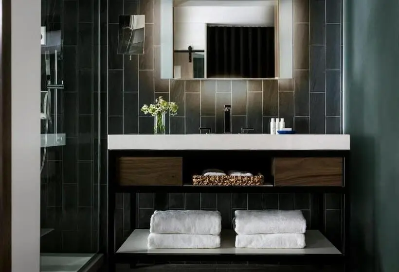 Standard-huone Queen-vuode, Kimpton Rowan Palm Springs Hotel, An Ihg
