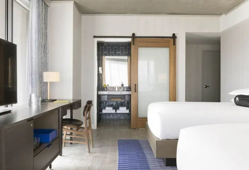 Premium room w/ mountain view, Kimpton Rowan Palm Springs Hotel, An Ihg