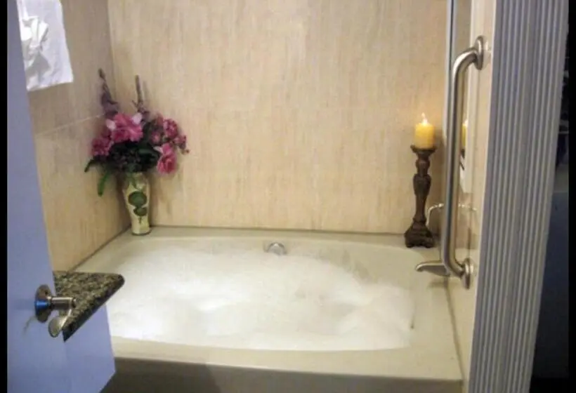 キングサイズベッドのスタンダードルーム, Castaic Inn Near Six Flags Magic Mountain