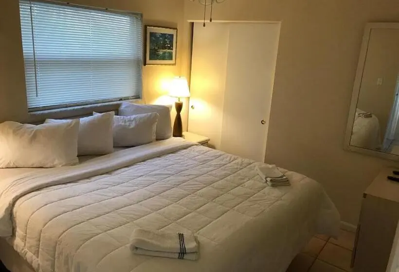 キングサイズベッドのデラックスルーム, Miramar Beach Resort