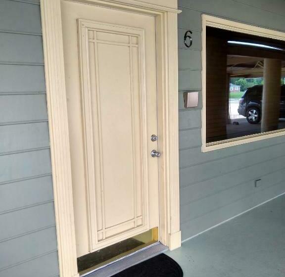 豪华套房, Southern Comfort Suites