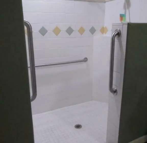 メゾネットスイート, Southern Comfort Suites