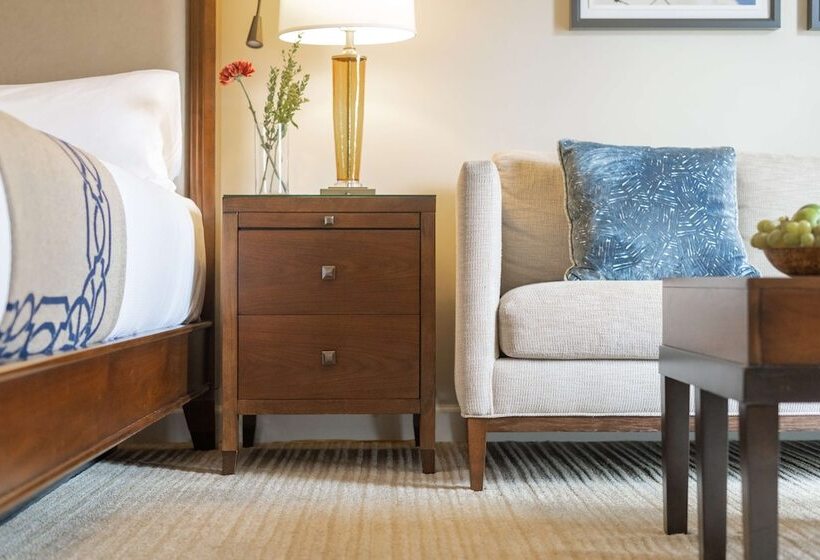 جناح جونيور, Nopsi Hotel New Orleans