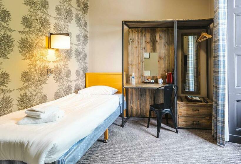 غرفة قياسية فردية, Traquair Arms