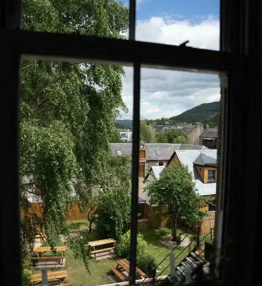 Standard Yhden Hengen Huone, Traquair Arms