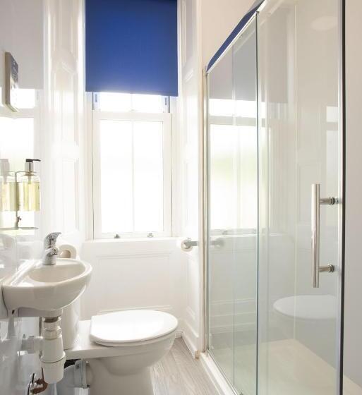 غرفة قياسية, Traquair Arms