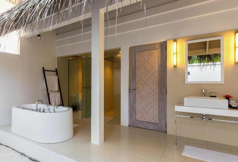 ویلای یک اتاق خوابه با استخر شنا, Nh Maldives Kuda Rah Resort   Stays Of 3 Nights Or More, 50 Percent Off Shared Roundtrip Transport