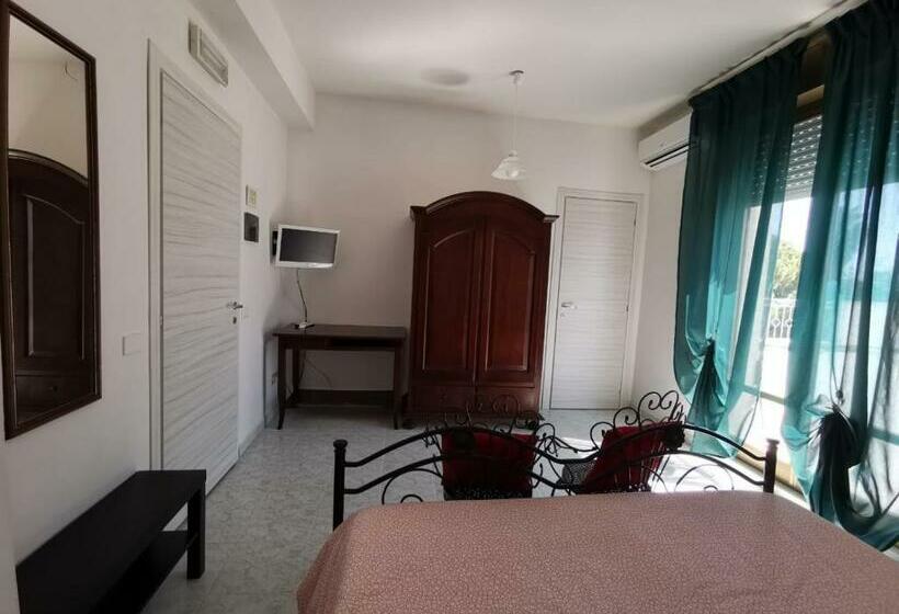 اتاق استاندارد, B&b Scogli Bianchi