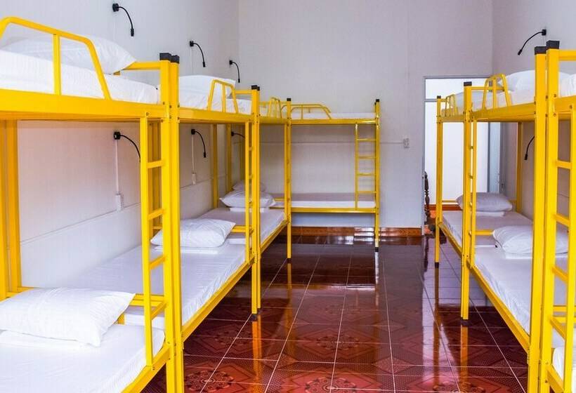 تختخواب در اتاق مشترک, Bong Hostel Ha Giang Loop