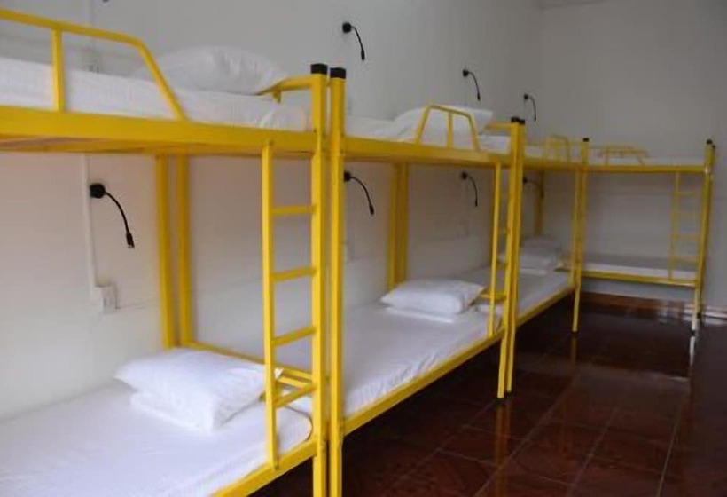 تختخواب در اتاق مشترک, Bong Hostel Ha Giang Loop