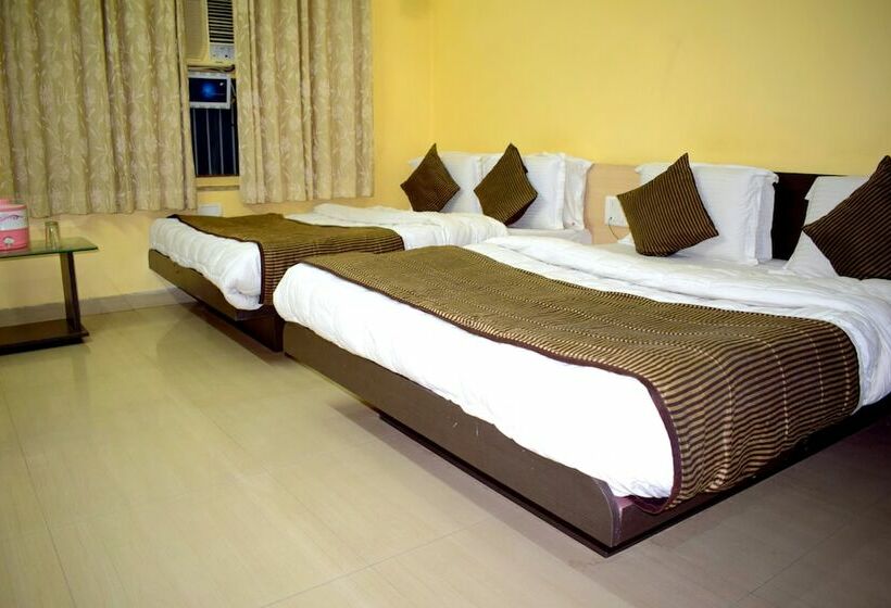 Четырехместный Номер Deluxe, Ashapura Palace By Sky Stays