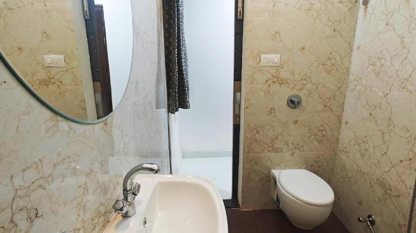 Chambre Supérieure, Ashoka International