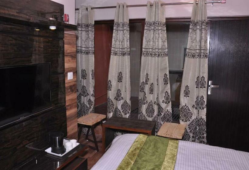デラックスルーム, Ekam Lodge