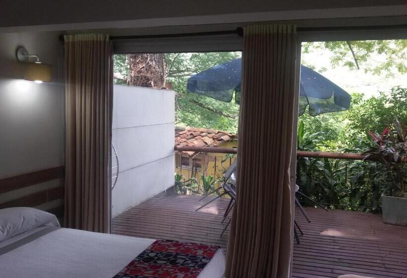 חדר סטנדרט לארבעה, El Tesoro