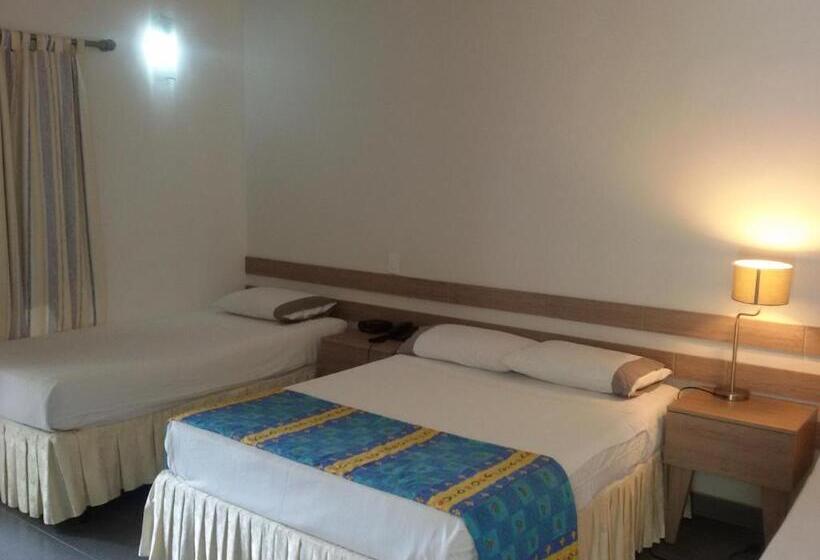 חדר משפחתי, El Tesoro